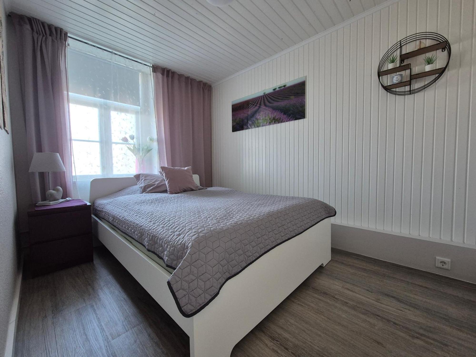 Sonnige Ferienwohnung I Харисле Екстериор снимка